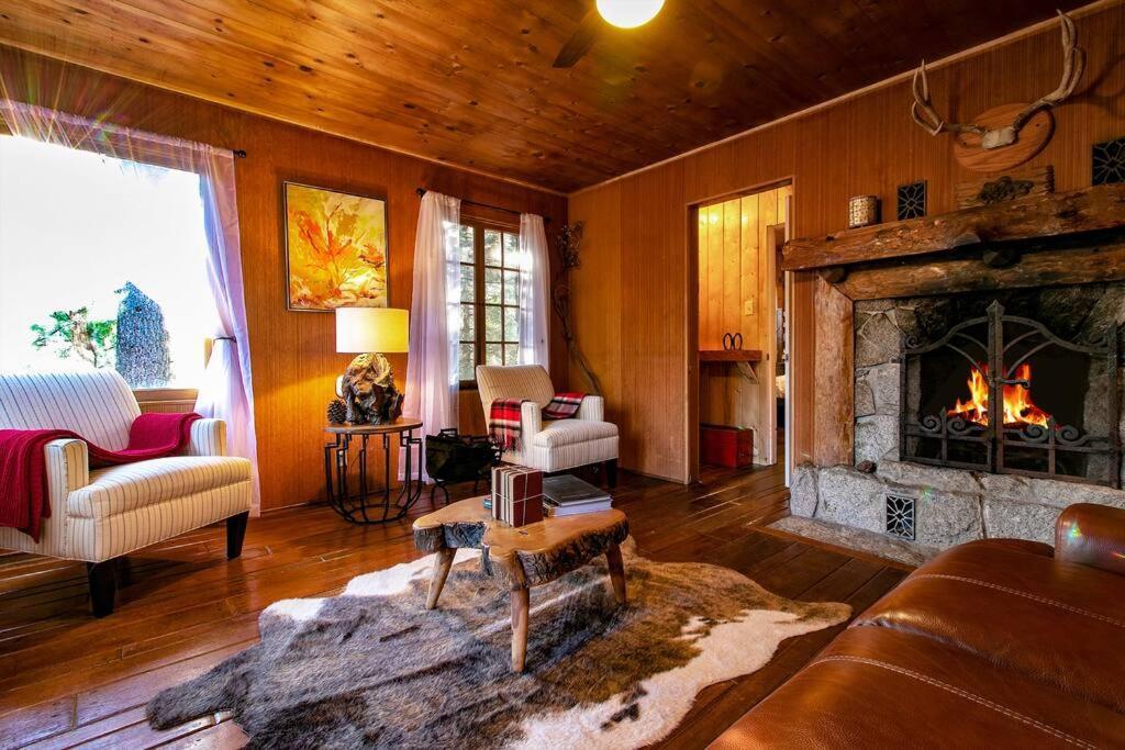 The Lodge At 11 Chimneys Idyllwild Buitenkant foto