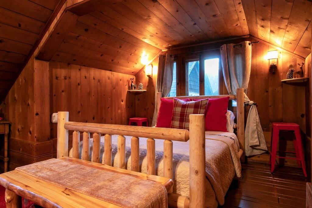 The Lodge At 11 Chimneys Idyllwild Buitenkant foto