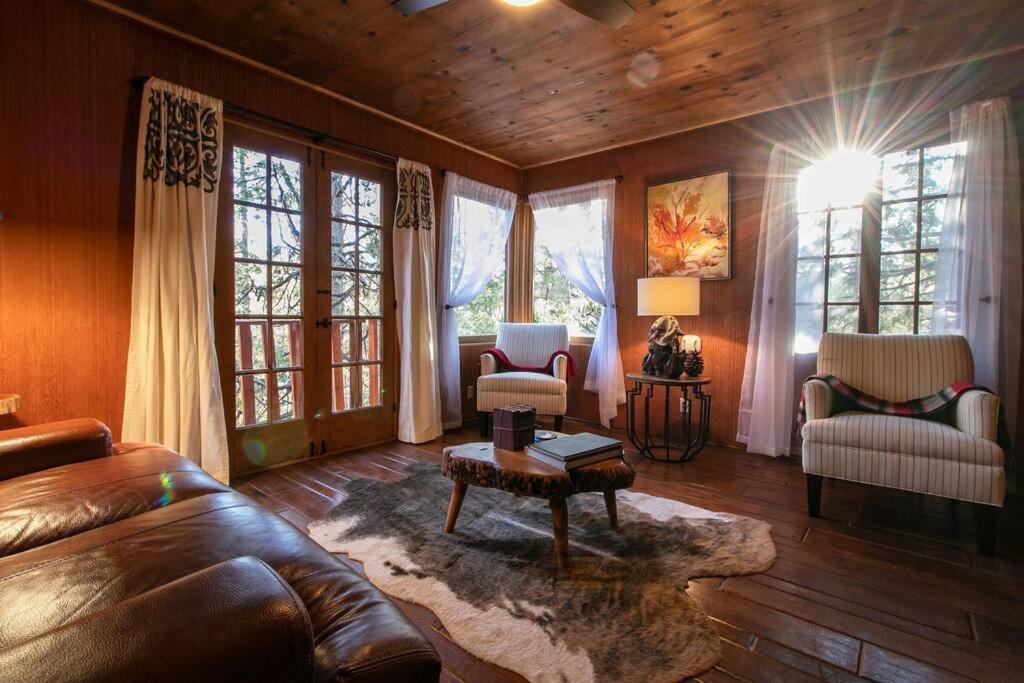 The Lodge At 11 Chimneys Idyllwild Buitenkant foto