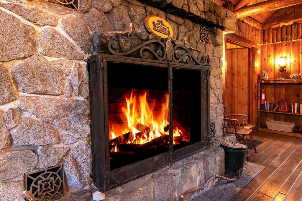 The Lodge At 11 Chimneys Idyllwild Buitenkant foto