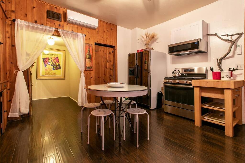 The Lodge At 11 Chimneys Idyllwild Buitenkant foto